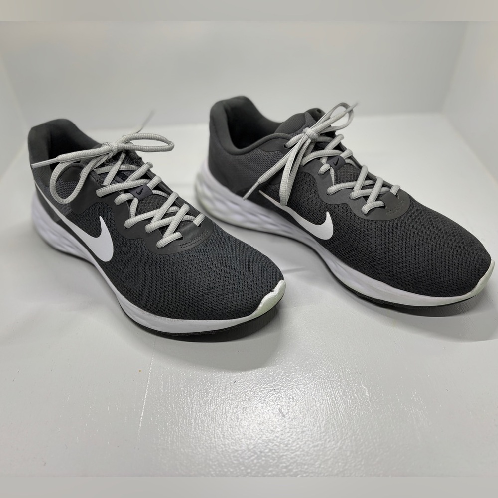 Nike Men's Revolution 6 running shoes in Iron Grey/White size 11.5w - Picture 2 of 9